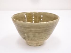 作家物　灰釉茶碗